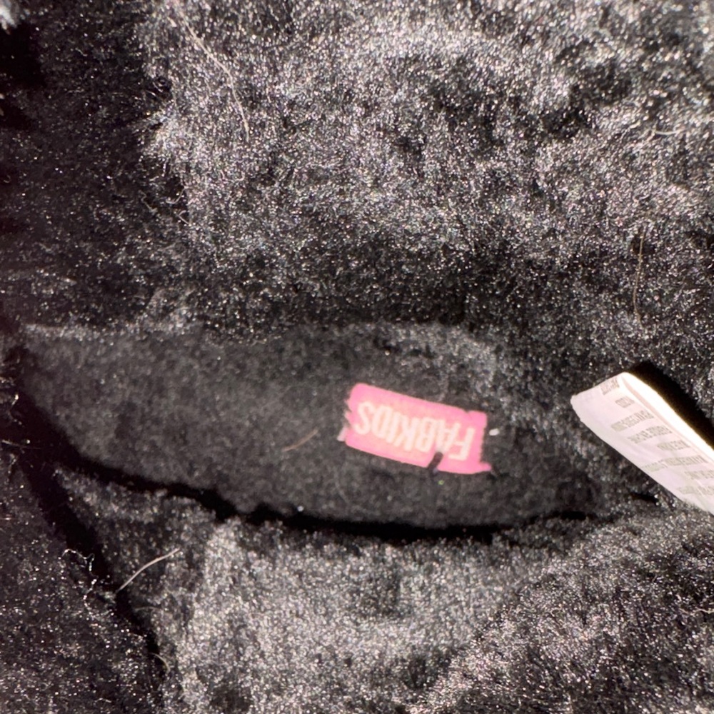 fabkids Black Faux-Suede Plush-Lined Kids Boots - Picture 4 of 4